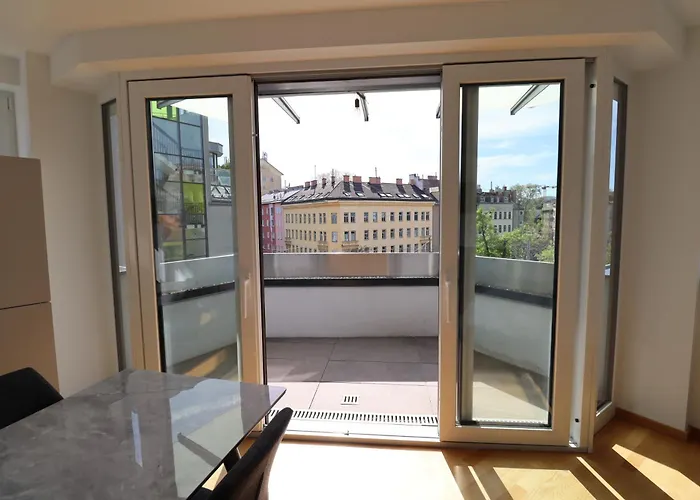Wohnflair Mit Balkon T25 *